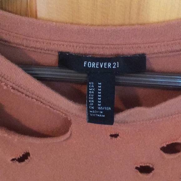 Distressed Rust top - Picture 3 of 3